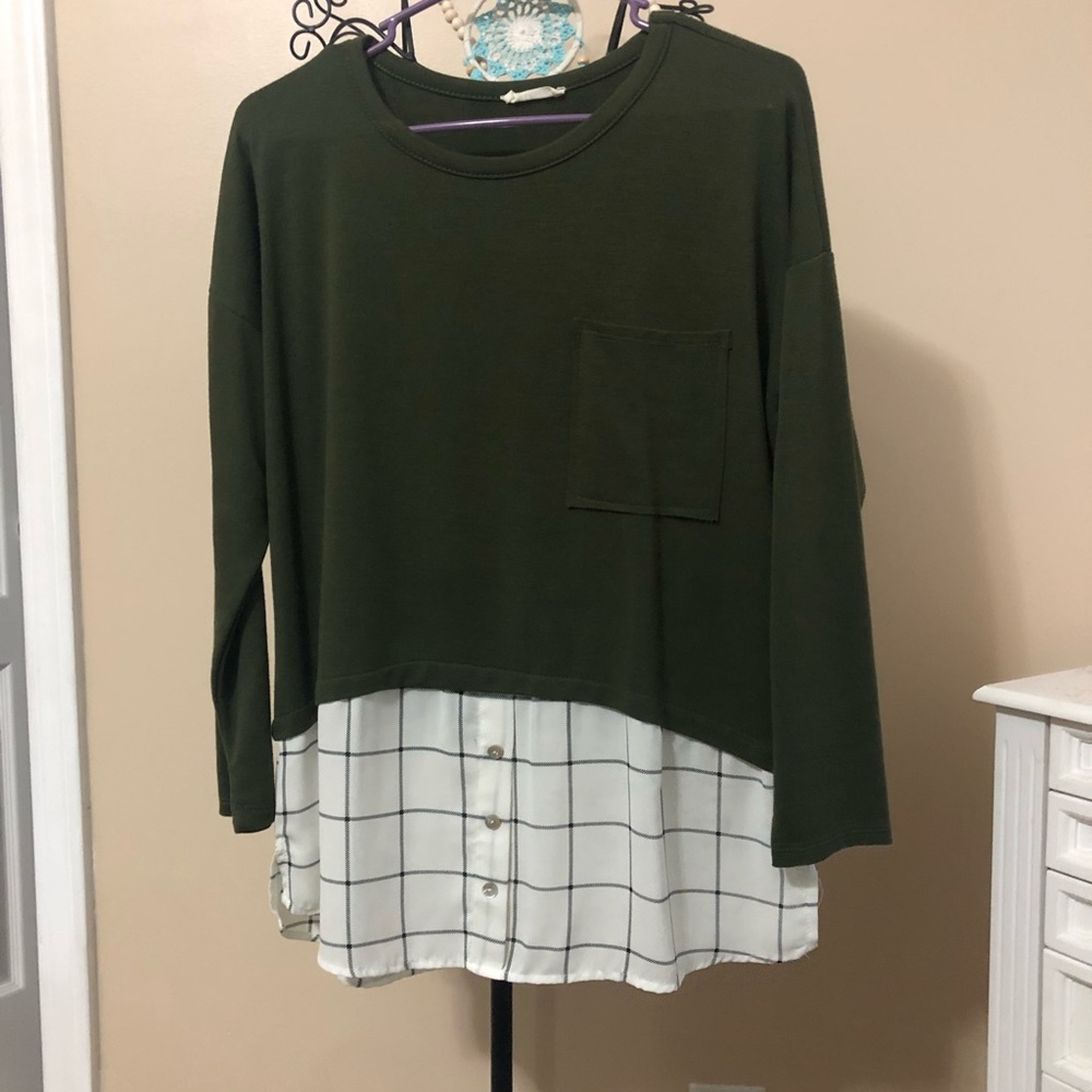 Les Amis olive top